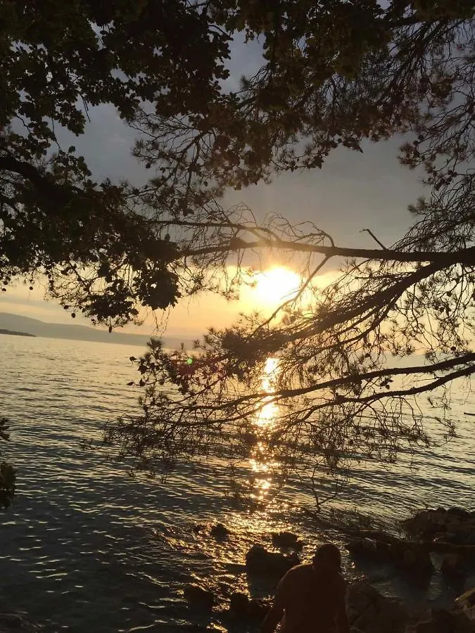 Schreng Apartments Malinska Croatia